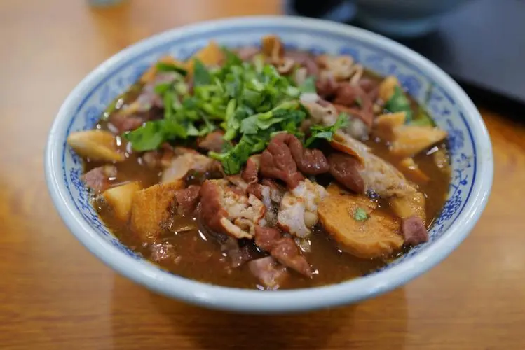 家庭版鹵煮制作方法：用梔子黃色素打造美味佳肴！