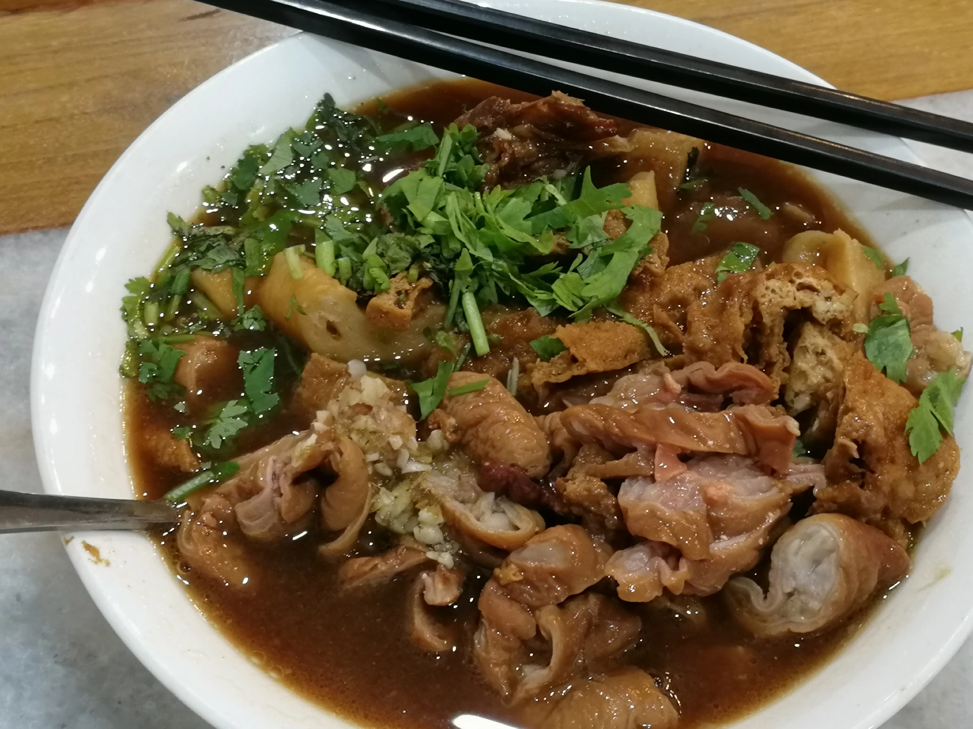 家庭版鹵煮制作方法：用梔子黃色素打造美味佳肴！